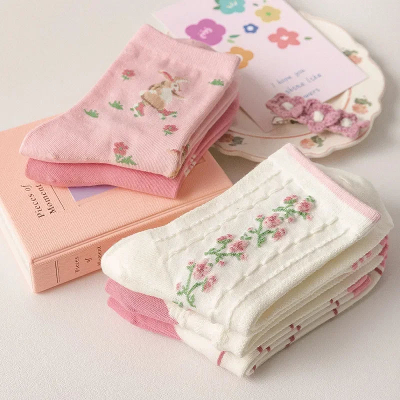 Pink twisted tube sweet and small floral cute student socks