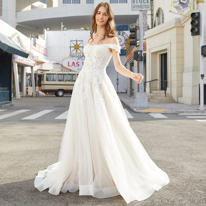 Luxury Off Shoulder Lace Wedding Dresses