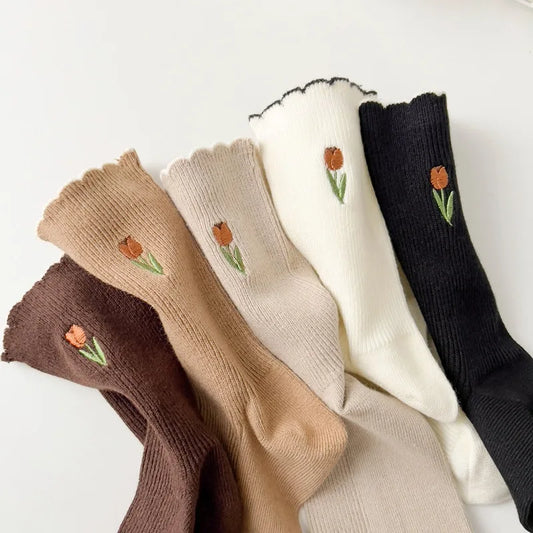 Women Socks Floral Embroidery Japanese Kawaii Cute Socks Korean Style Solid Color Harajuku Vintage Crew Socks