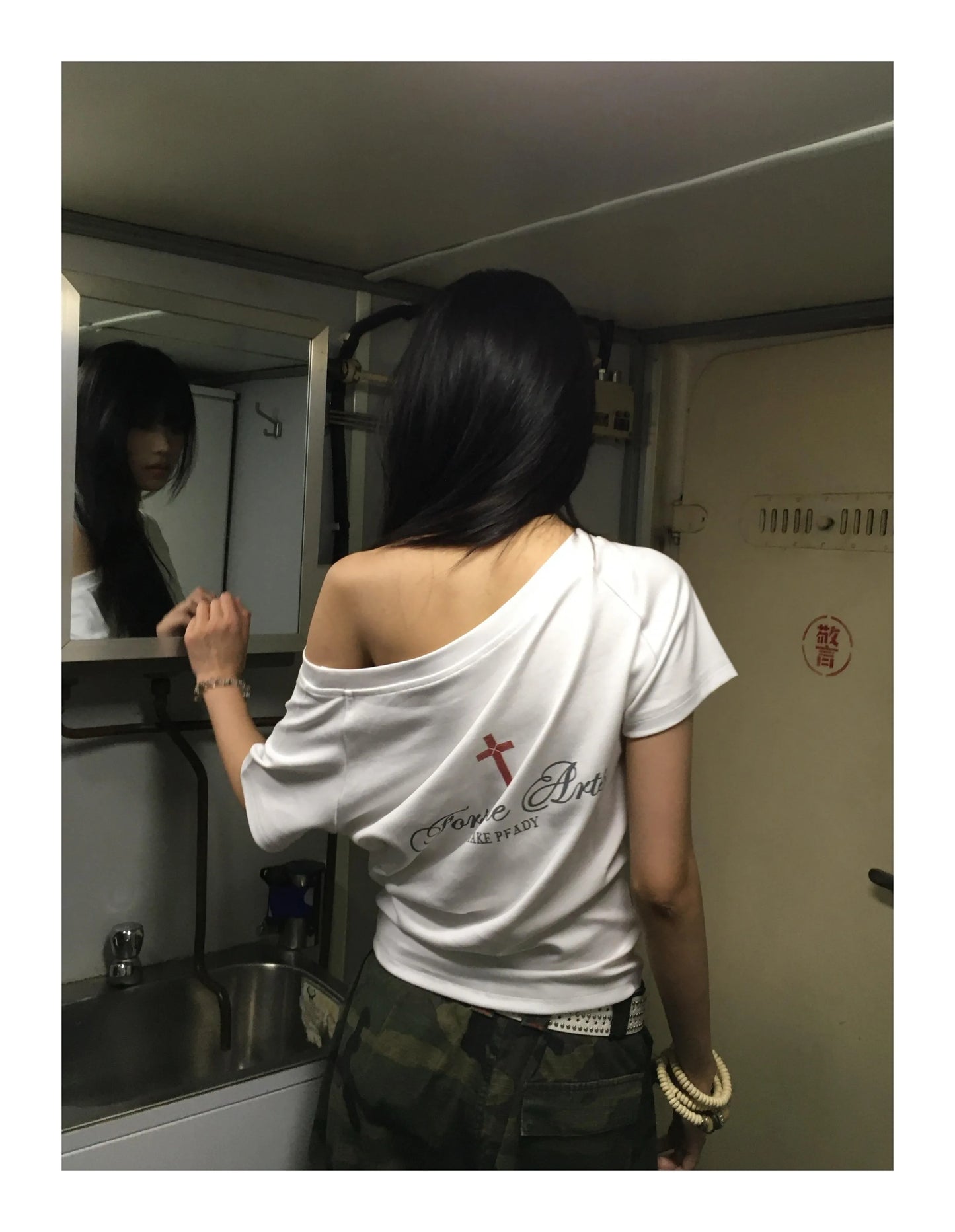 Graphic Tops Loose Off Shoulder Short Sleeve Tshirt Y2k Vintage Crop Tops American Retro 90s Grunge Tees